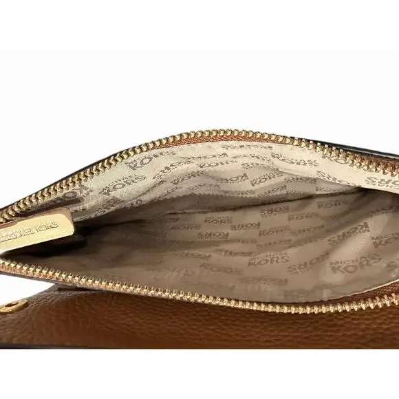 Michael Kors Fulton Double Zip Crossbody Pebble Leather Brown W/ Gold Hardware - Picture 8 of 12